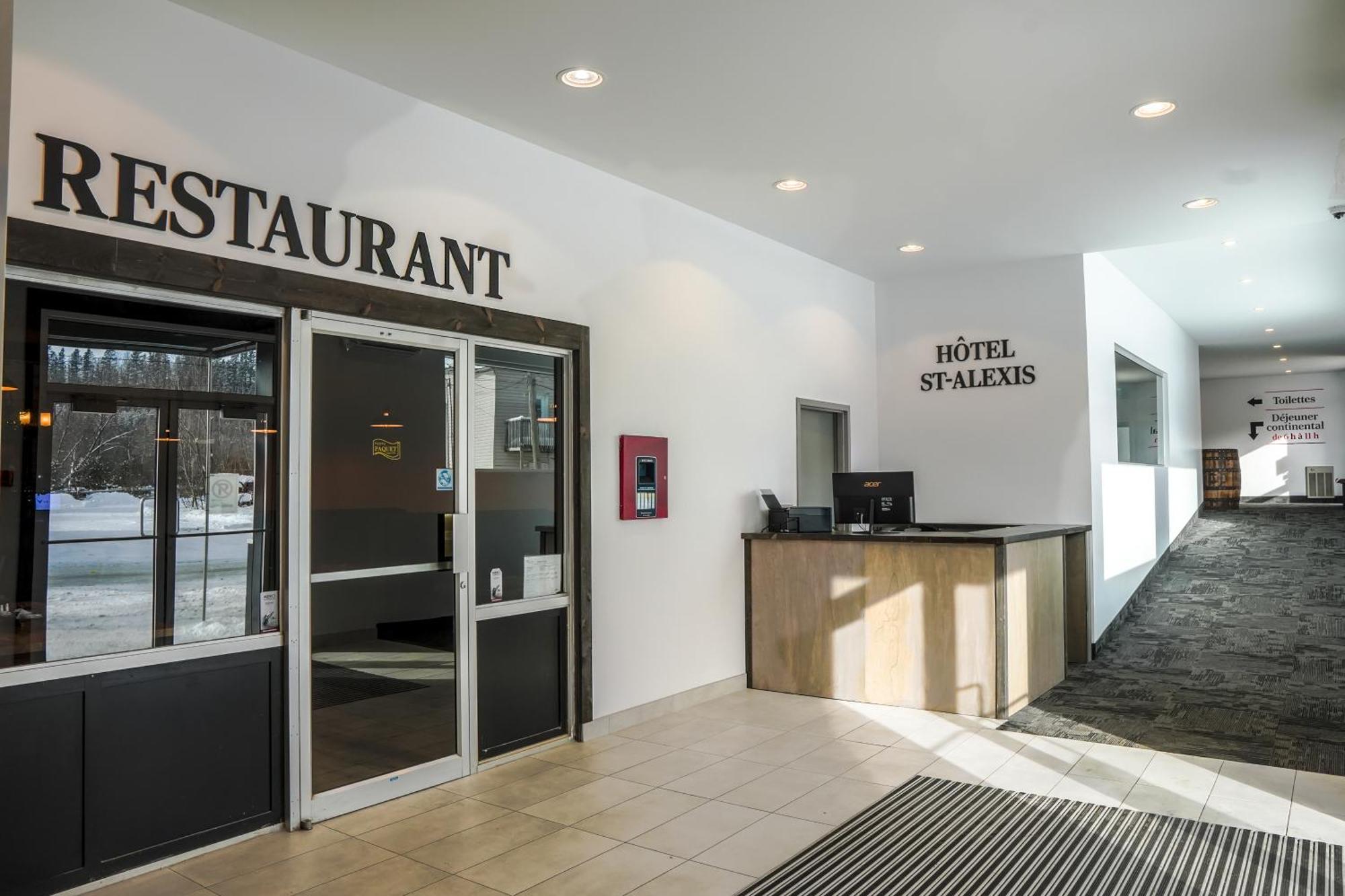 Hotel St-Alexis Saint-Raymond Luaran gambar